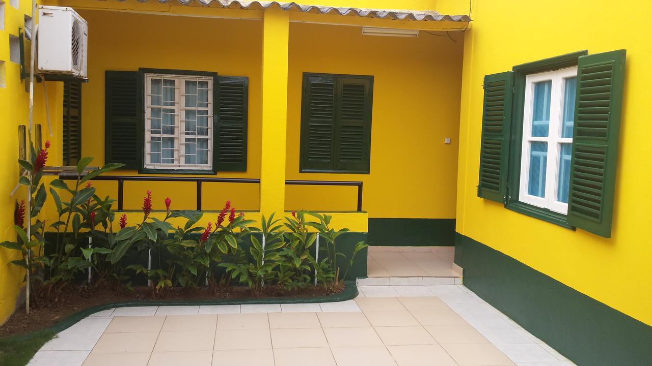Bed and Breakfast Residencialdes à Sao Tome Extérieur photo